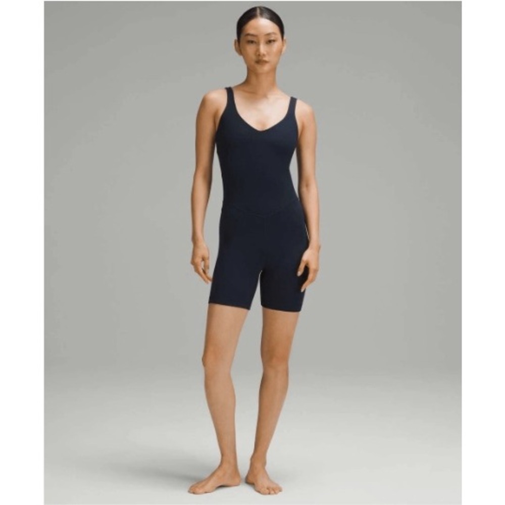lululemon Align™‎ Bodysuit true navy, size 10